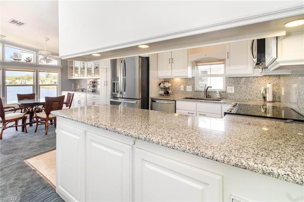 3048 Crystal Lake DR, NAPLES FL 34120-5