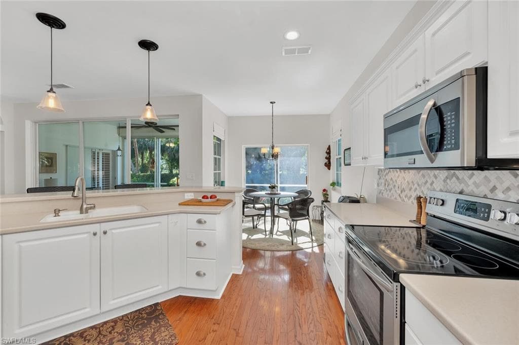 2165 Hawksridge DR 1302-8