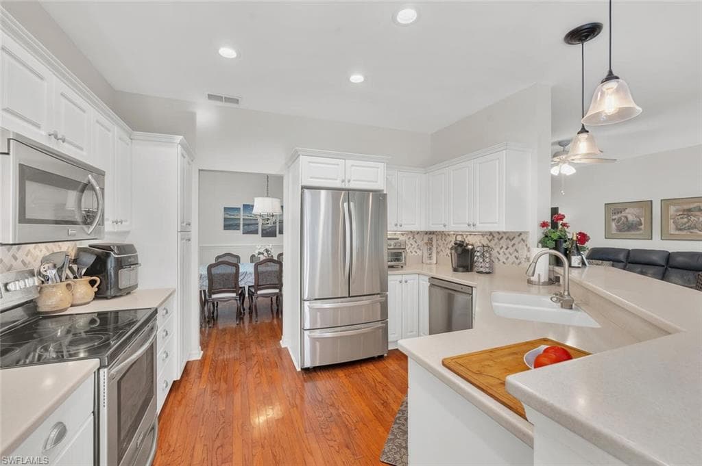 2165 Hawksridge DR 1302-9