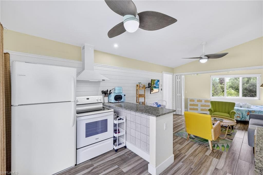 1220 Morningside PL, SANIBEL FL 33957-29