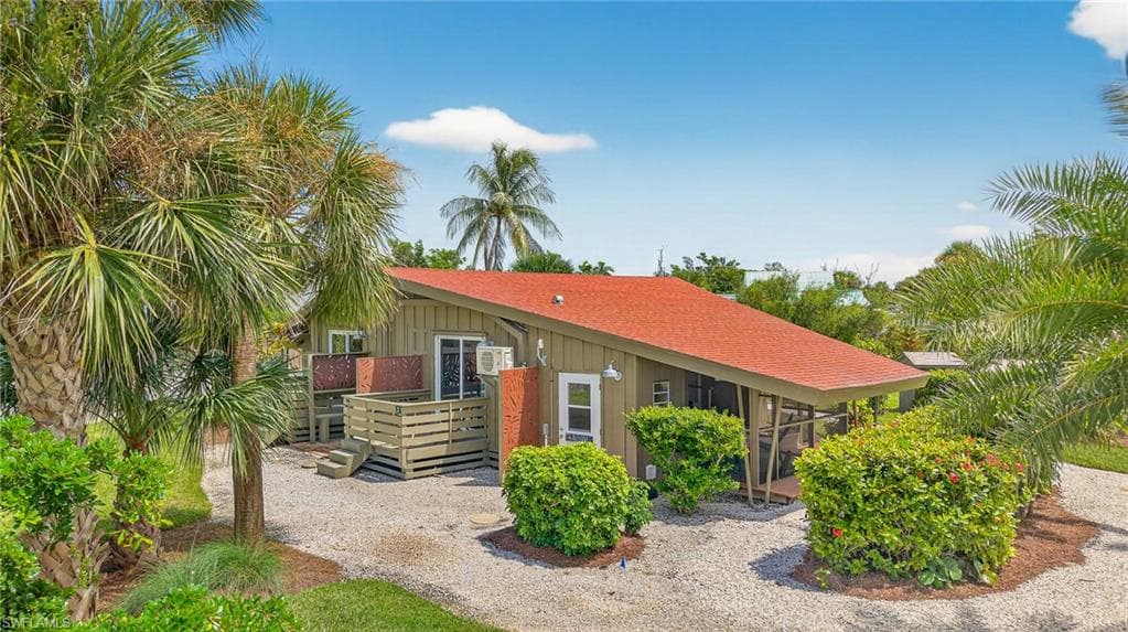 1220 Morningside PL, SANIBEL FL 33957-40