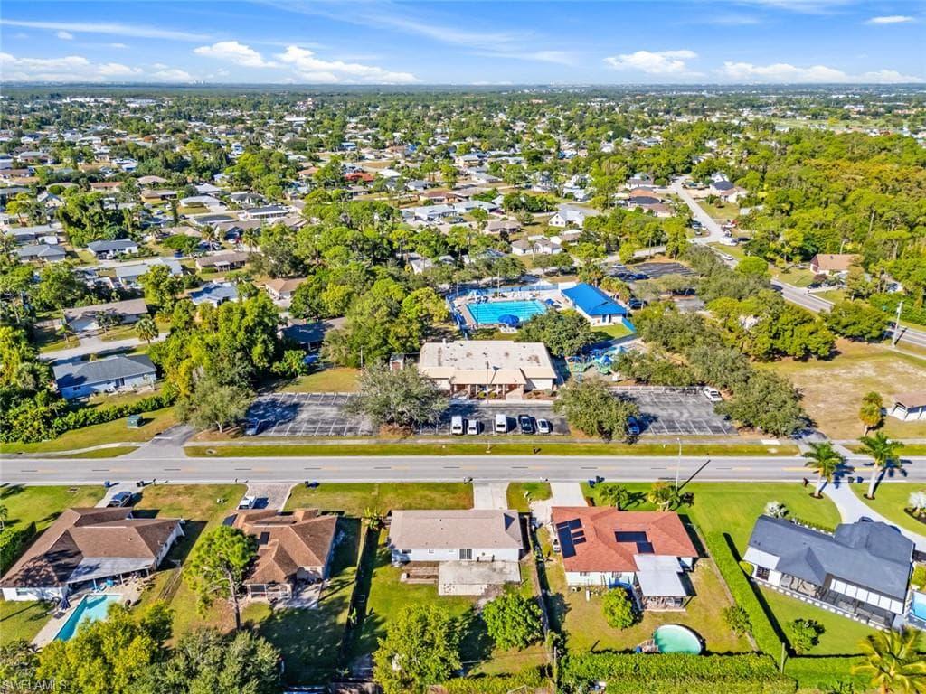 18417 Lee RD, FORT MYERS FL 33967-41