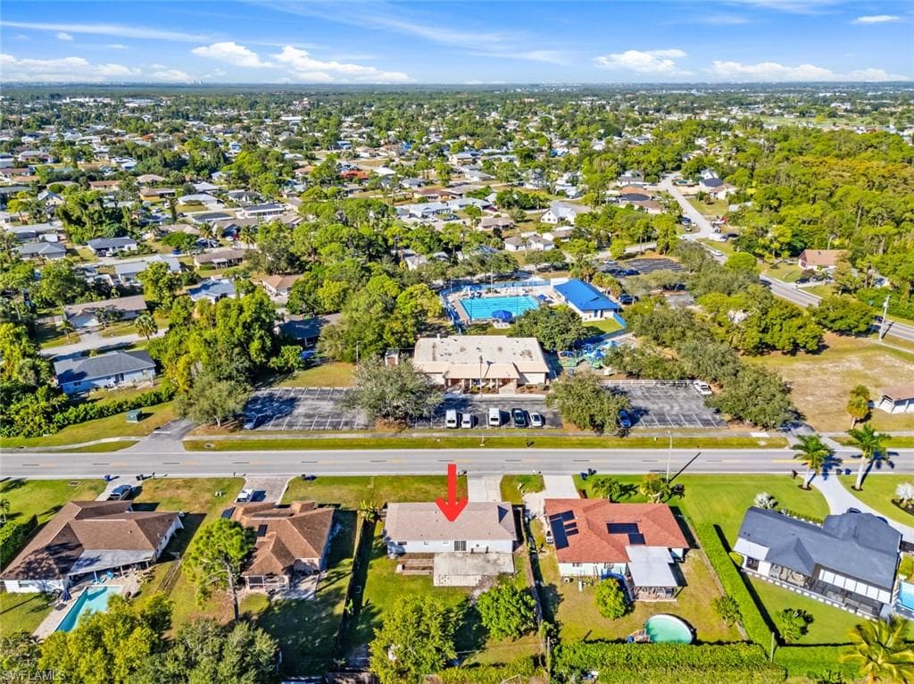 18417 Lee RD, FORT MYERS FL 33967-46