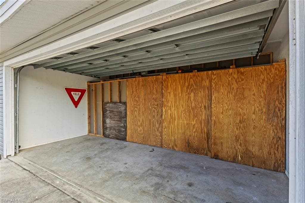 18417 Lee RD, FORT MYERS FL 33967-31