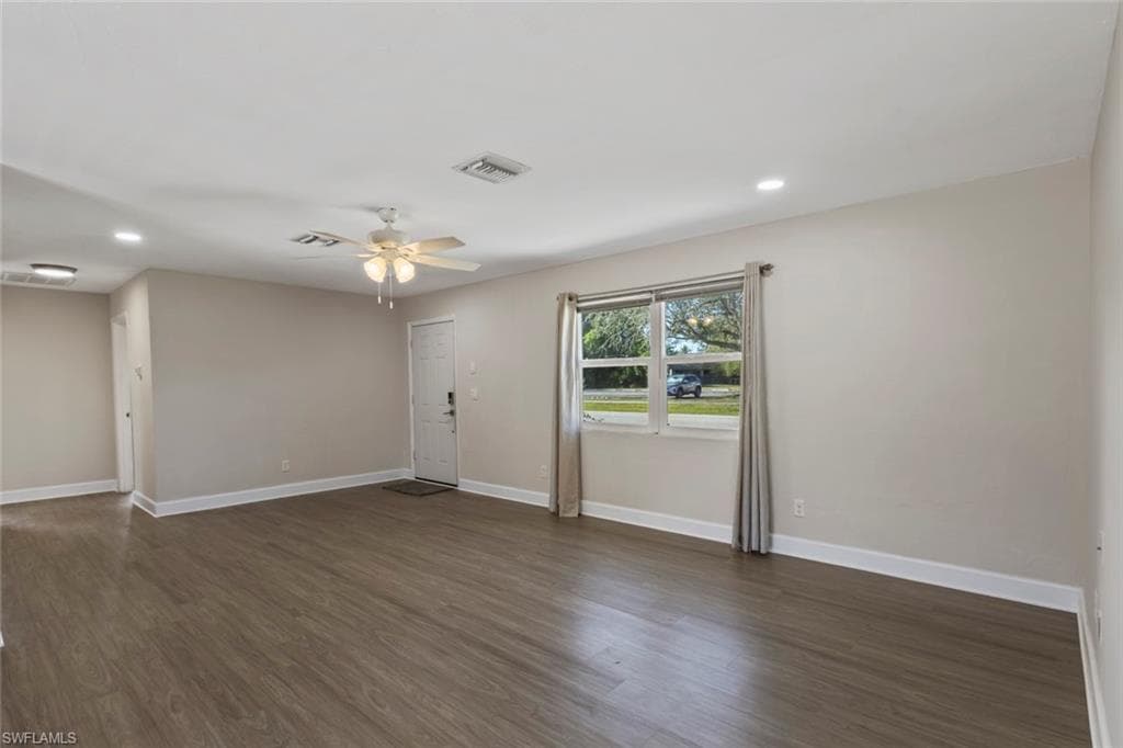 18417 Lee RD, FORT MYERS FL 33967-9