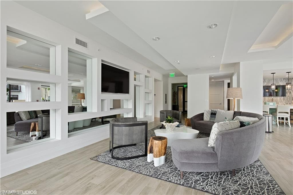 1035 3RD AVE S # 414, NAPLES FL 34102-30