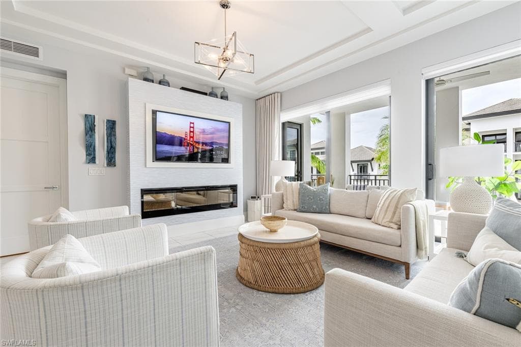 1035 3RD AVE S # 414, NAPLES FL 34102-3