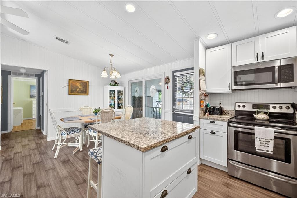 170 Oceans BLVD # 170, NAPLES FL 34104-8