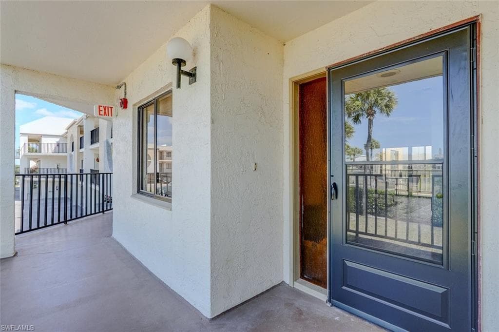 21440 Bay Village DR # 122, FORT MYERS BEACH FL 33931-27