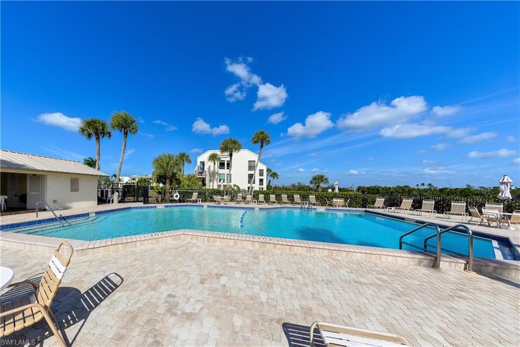 21440 Bay Village DR # 122, FORT MYERS BEACH FL 33931-43