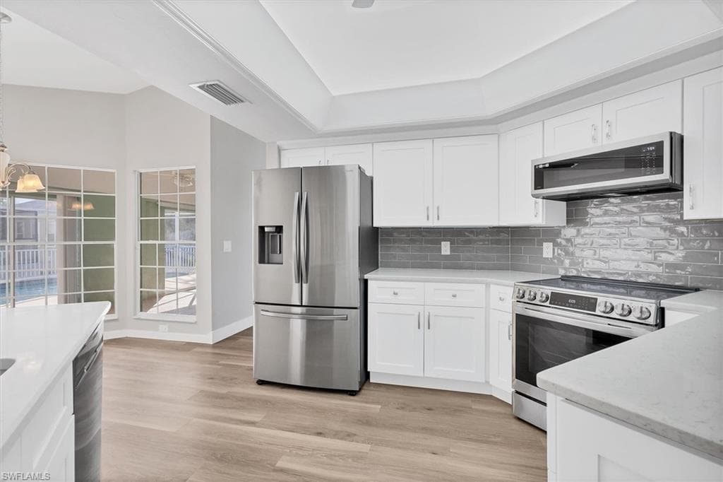 17585 Blackfriar DR, FORT MYERS FL 33908-8