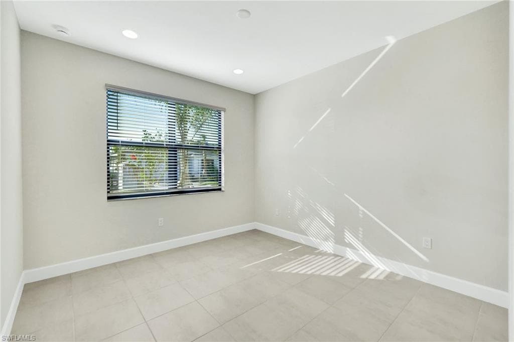 14008 Aldersgate AVE, FORT MYERS FL 33905-12