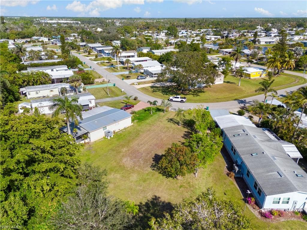 147 Rookery RD, NAPLES FL 34114-2