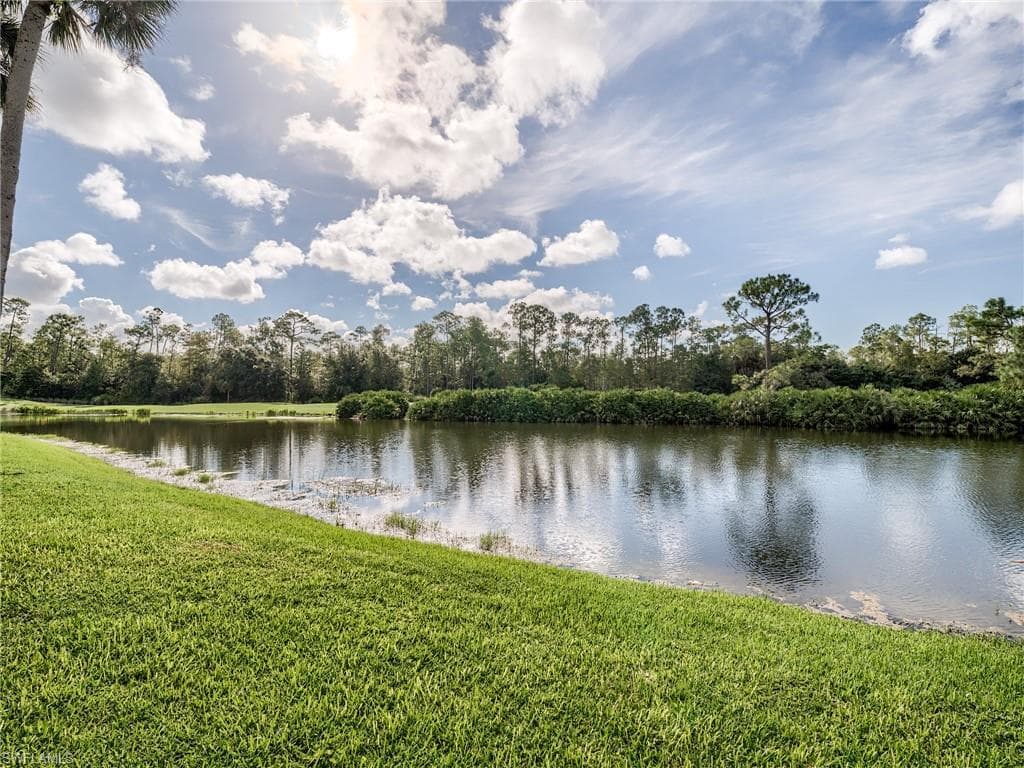 8680 Cedar Hammock CIR # 143, NAPLES FL 34112-21