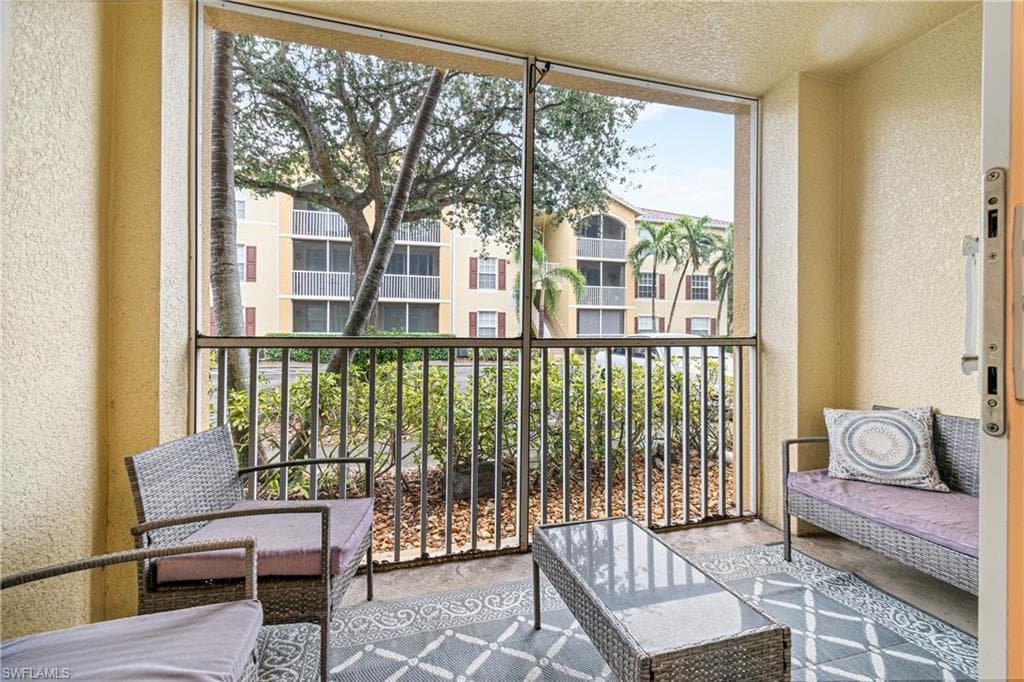 4121 Residence DR # 303, FORT MYERS FL 33901-16