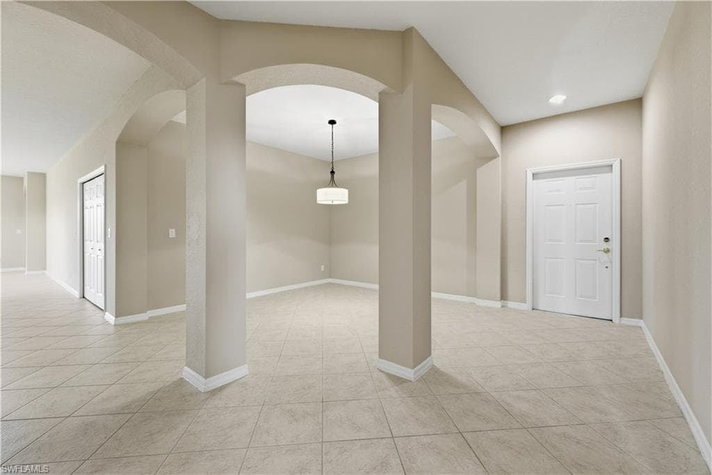 14961 Reflection Key CIR # 431, FORT MYERS FL 33907-4