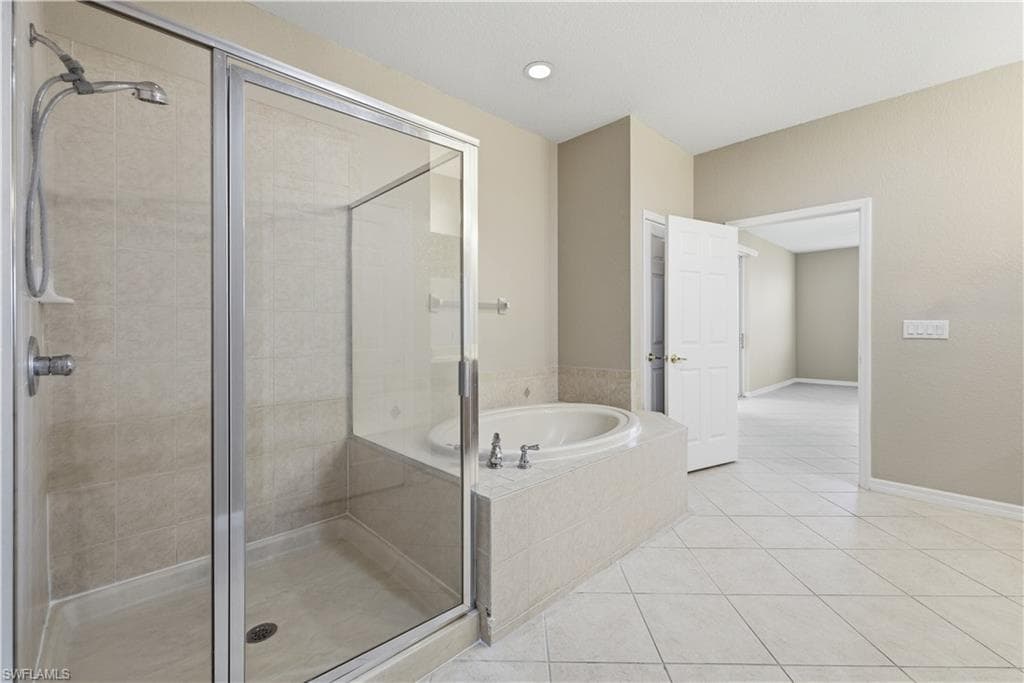 14961 Reflection Key CIR # 431, FORT MYERS FL 33907-19