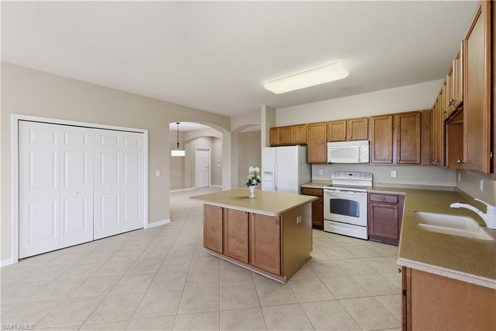 14961 Reflection Key CIR # 431, FORT MYERS FL 33907-10
