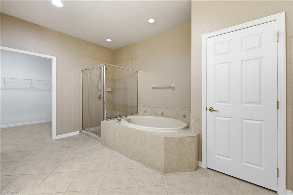 14961 Reflection Key CIR # 431, FORT MYERS FL 33907-18