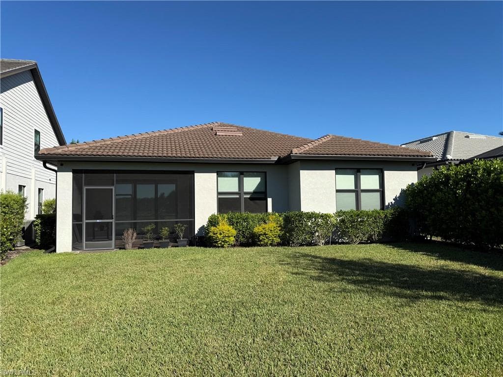 9241 Holden DR, FORT MYERS FL 33967-16