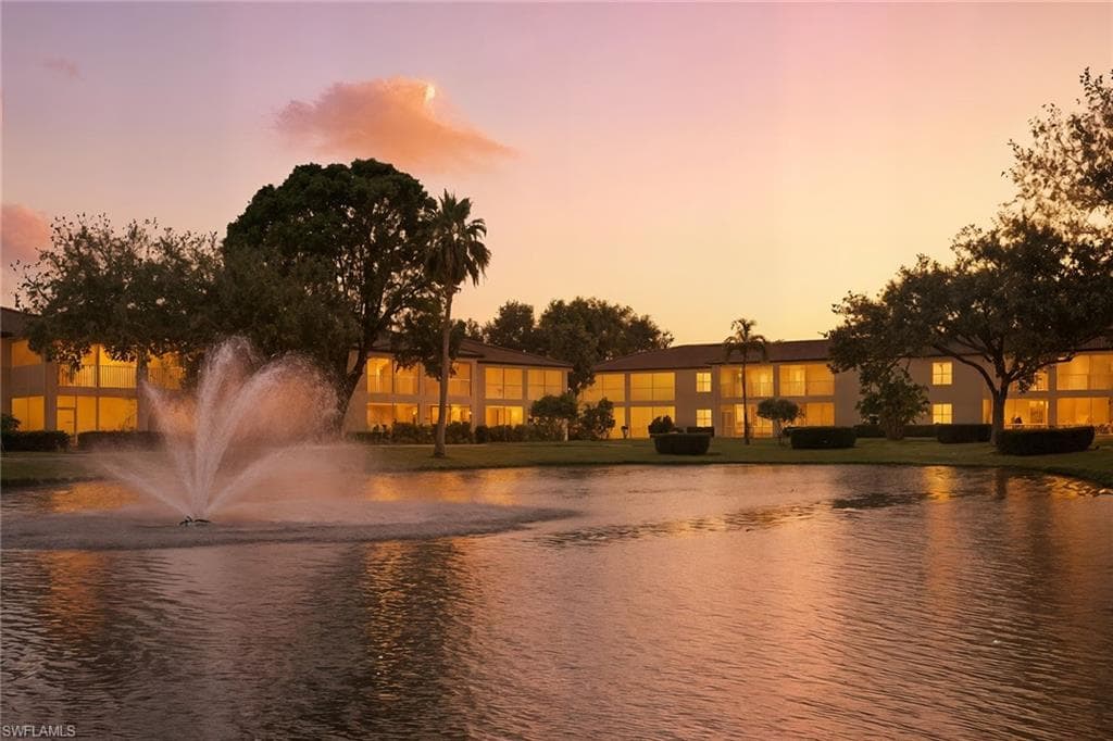 900 Diamond CIR # 905, NAPLES FL 34110-2