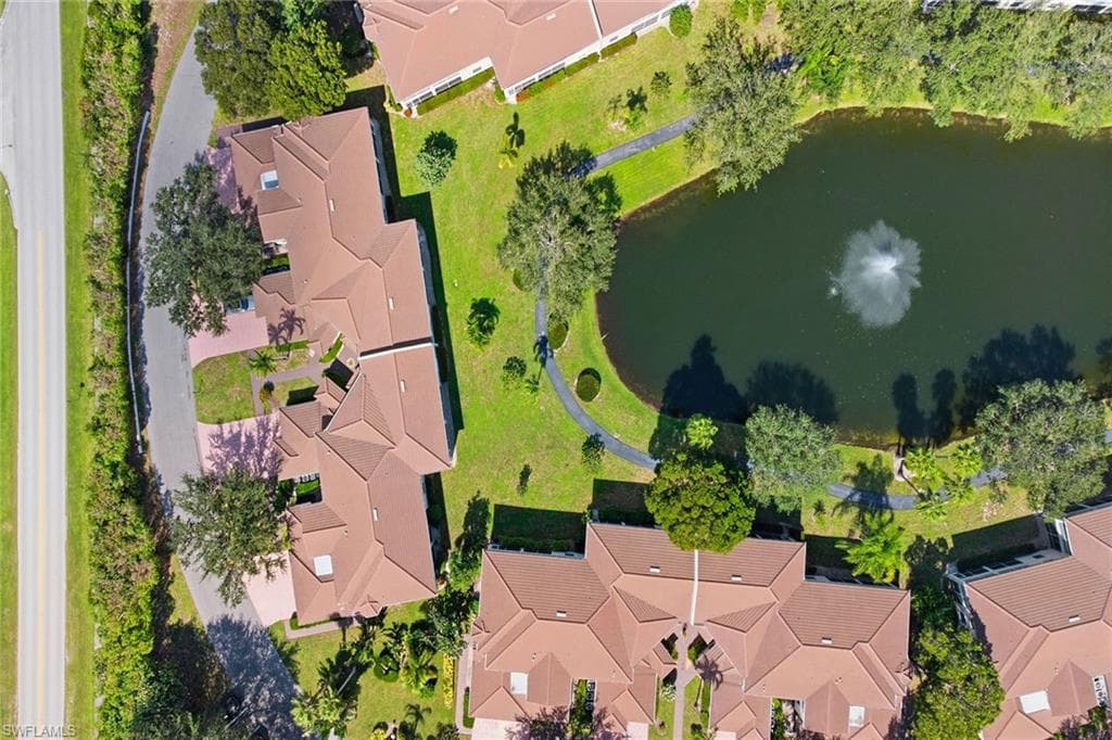 900 Diamond CIR # 905, NAPLES FL 34110-34