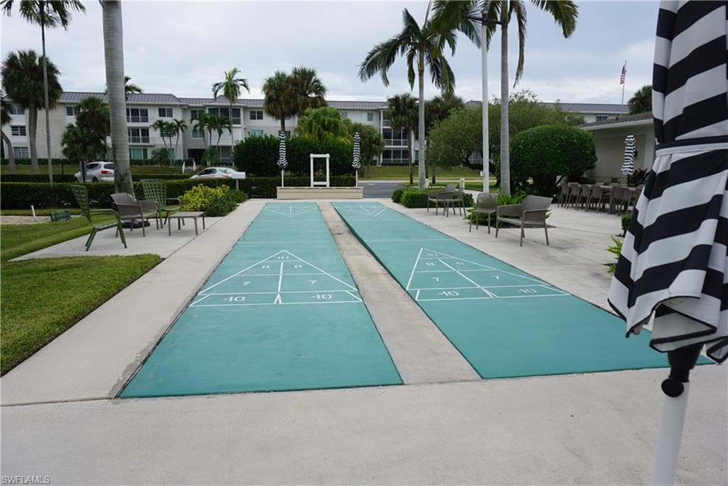 663 S 12th AVE # 663, NAPLES FL 34102-4