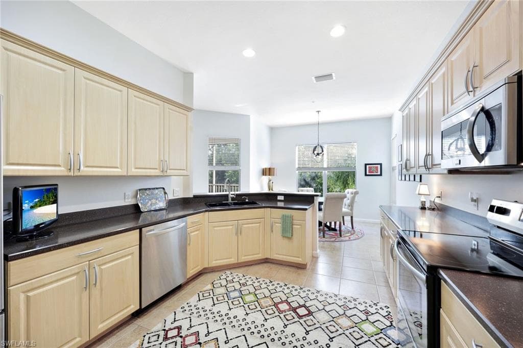 17485 Old Harmony DR 202-11