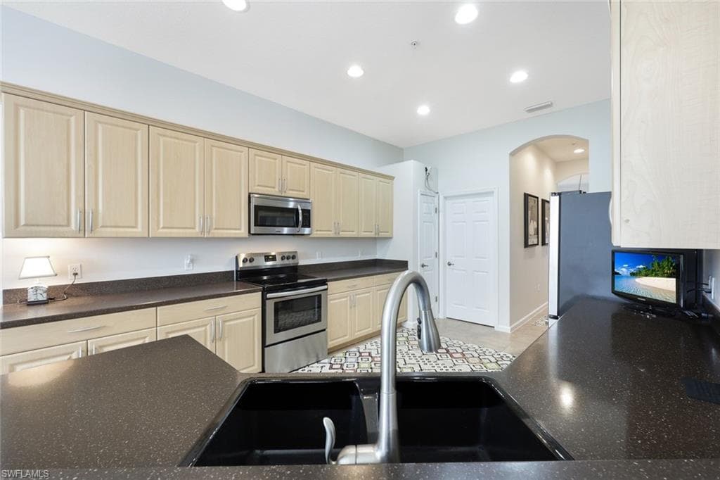 17485 Old Harmony DR 202-13