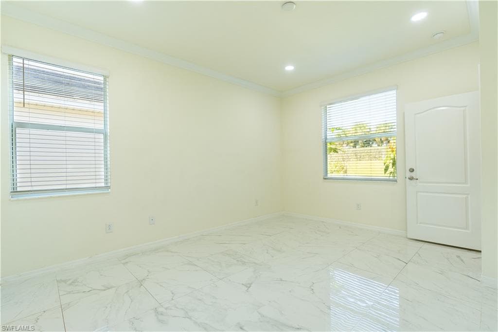 3669 Crimson LN, FORT MYERS FL 33916-26