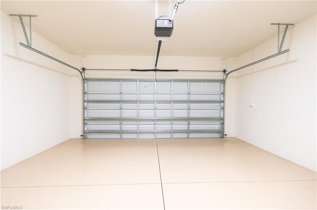 3669 Crimson LN, FORT MYERS FL 33916-35