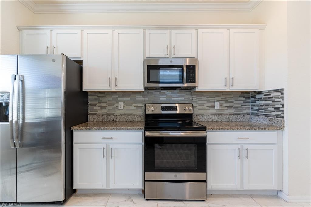 3669 Crimson LN, FORT MYERS FL 33916-9