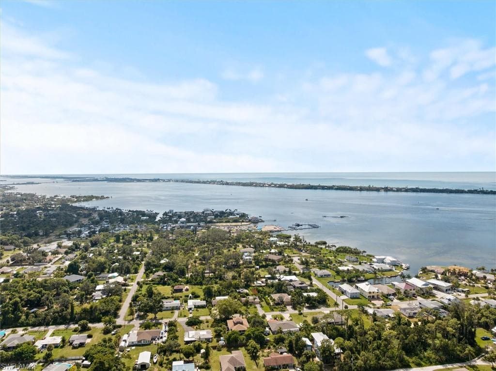 810 Harvard ST, ENGLEWOOD FL 34223-36