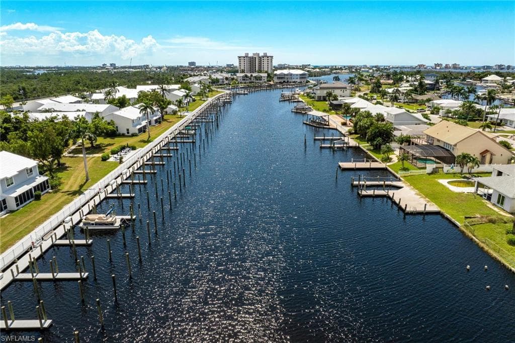 18038 San Carlos BLVD # 113, FORT MYERS BEACH FL 33931-2