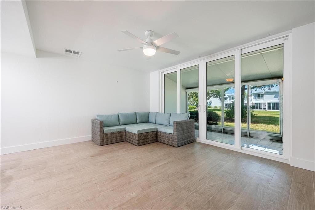 18038 San Carlos BLVD # 113, FORT MYERS BEACH FL 33931-14