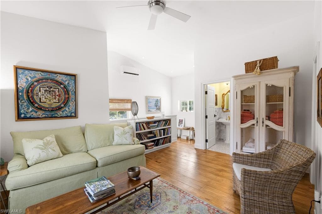 2348 Florida AVE, NAPLES FL 34112-21