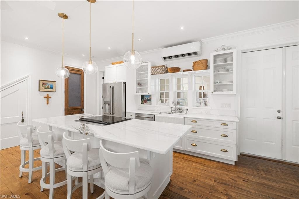2348 Florida AVE, NAPLES FL 34112-6