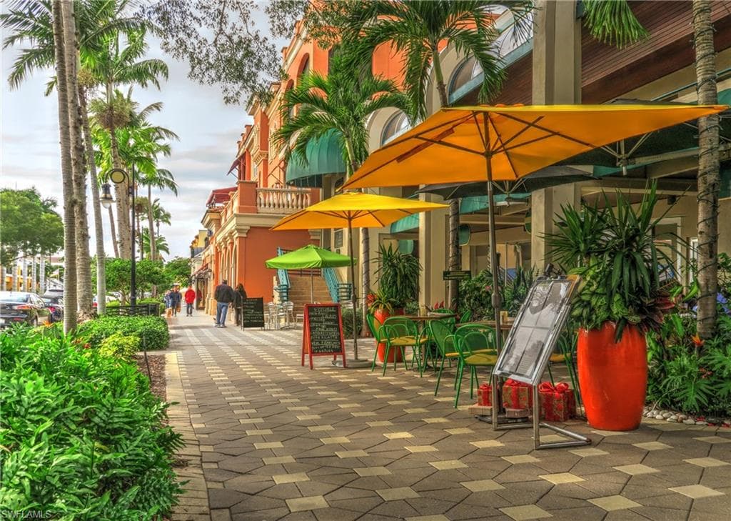 2348 Florida AVE, NAPLES FL 34112-40