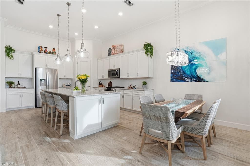 17210 Ashcomb WAY, ESTERO FL 33928-5