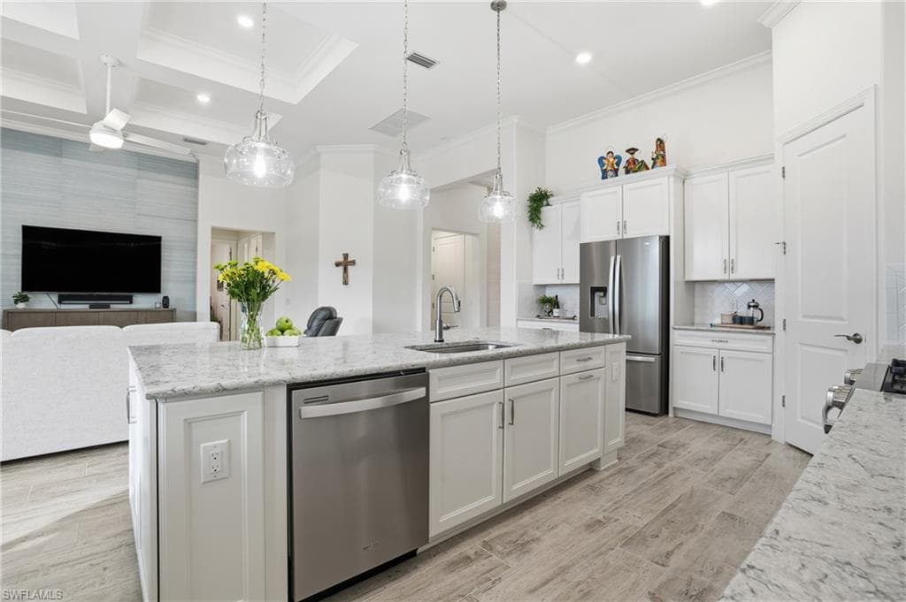 17210 Ashcomb WAY, ESTERO FL 33928-4