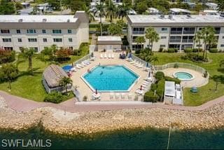 1018 Manatee RD # E107, NAPLES FL 34114-11