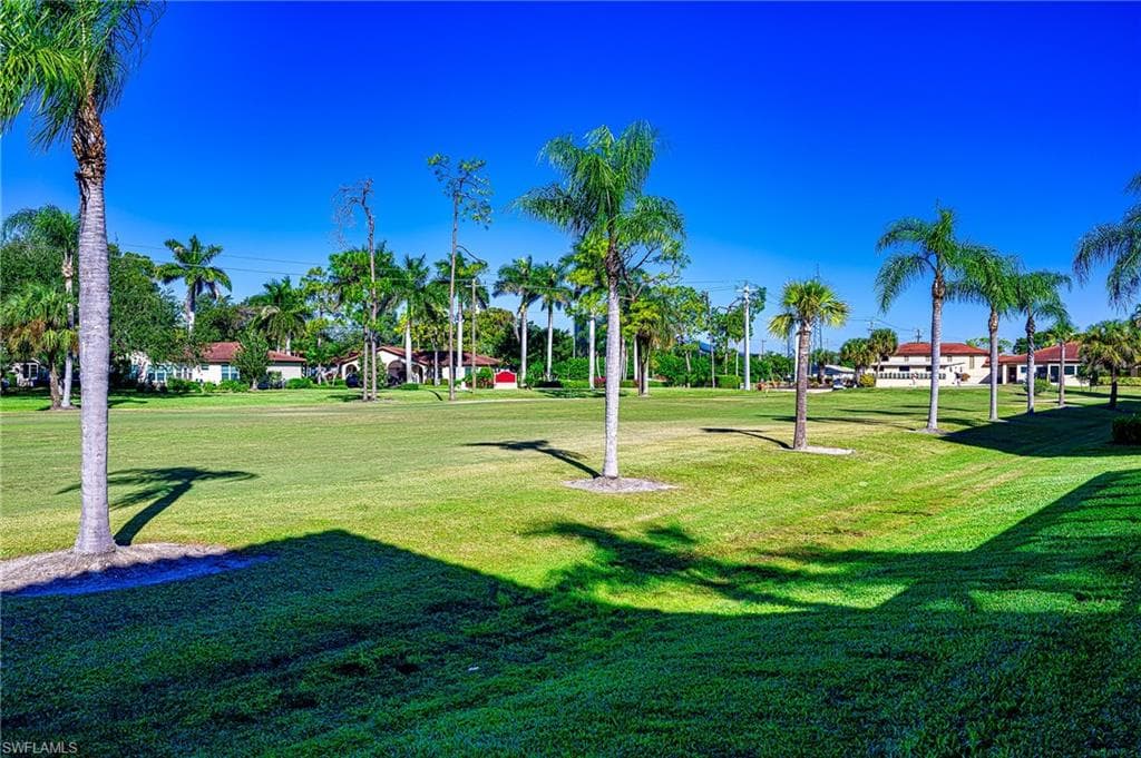 201 Quail Forest BLVD 103-5