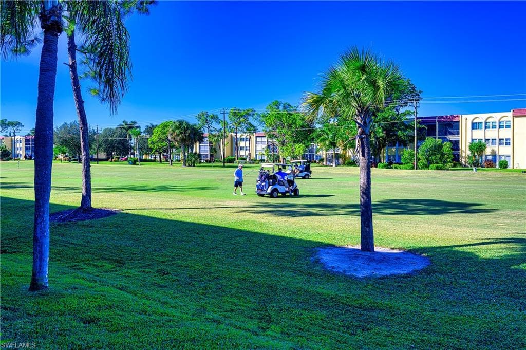 201 Quail Forest BLVD 103-6