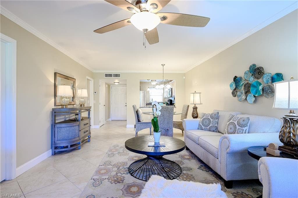 201 Quail Forest BLVD 103-8