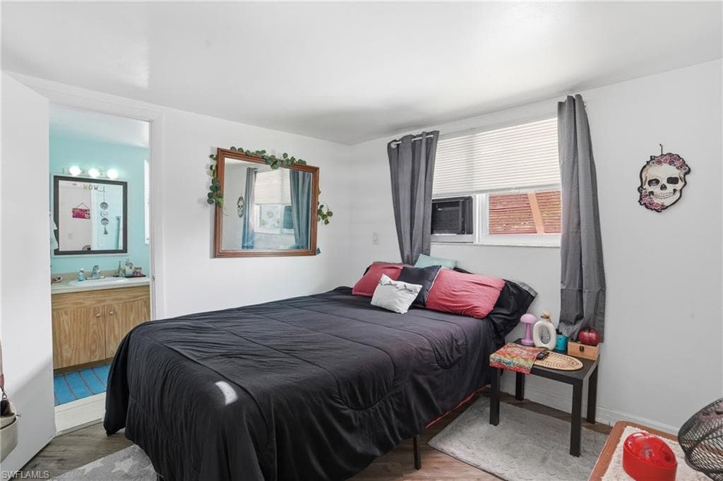 5431 Oak Ridge AVE, FORT MYERS BEACH FL 33931-23