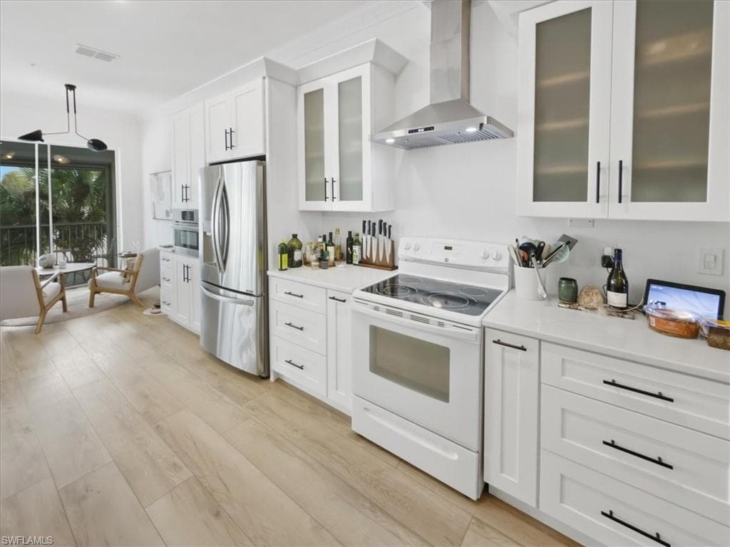 6876 Redbay Park RD # 202, NAPLES FL 34109-7