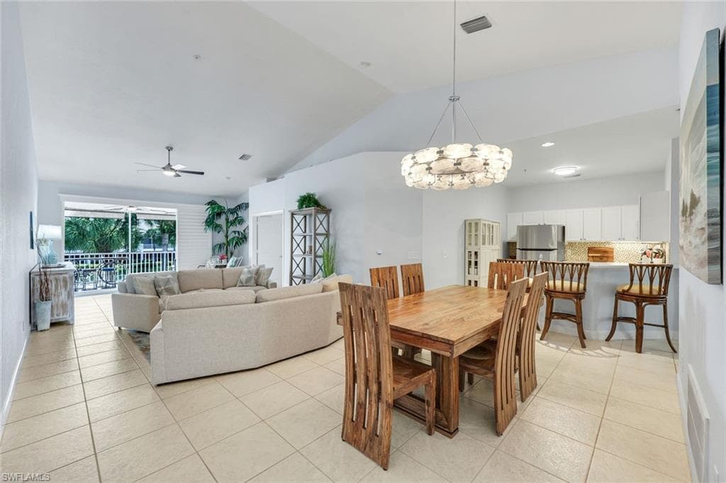 2110 Cay Lagoon DR # 122, NAPLES FL 34109-8