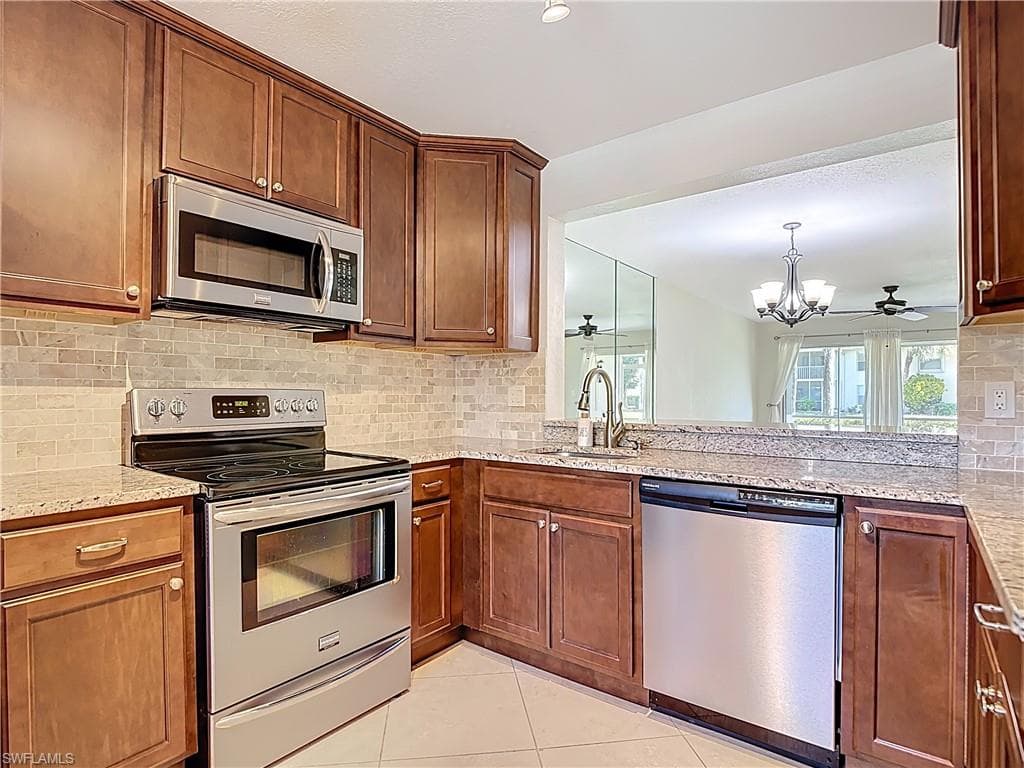 729 Landover CT # 102, NAPLES FL 34104-6
