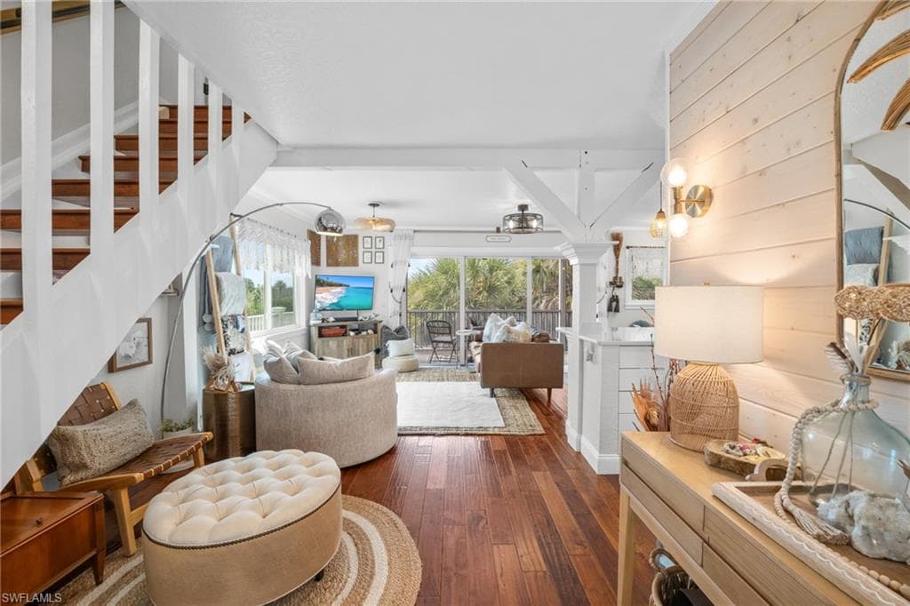 9247 Dimmick DR, SANIBEL FL 33957-4