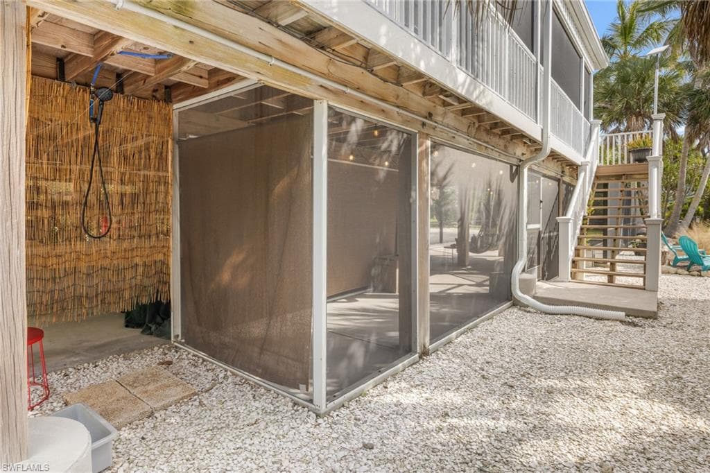 9247 Dimmick DR, SANIBEL FL 33957-40